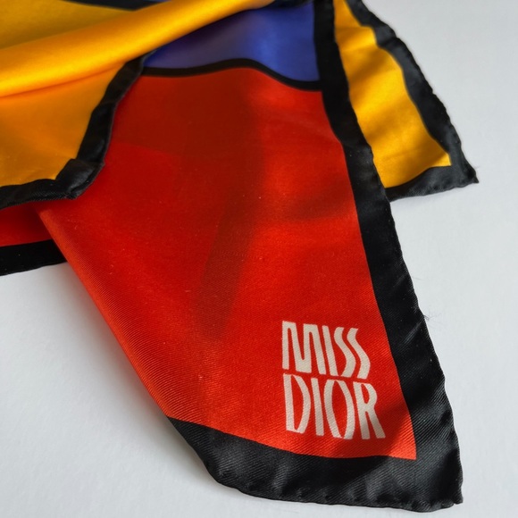 Miss Dior 100% Silk Vintage Geometric Colour Block Scarf - 22” x 22” - Picture 2 of 8